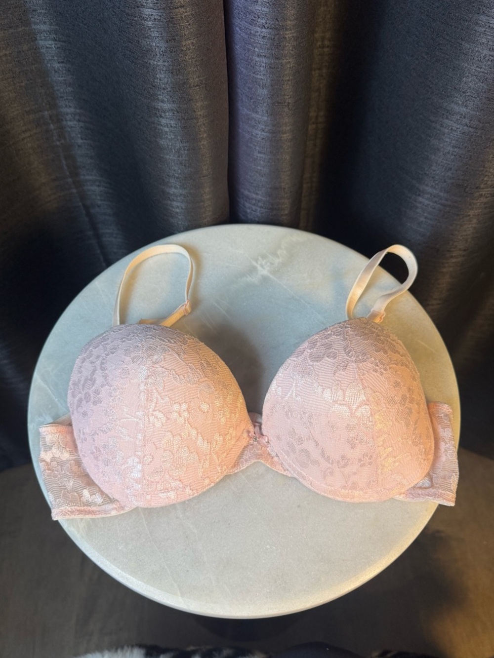 Victorias Secret -Light Pink Lace Push-Up Bra